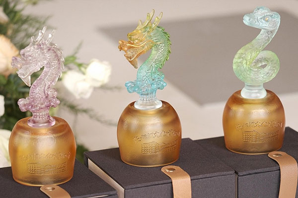 琉 璃 十 二生肖塞(龙、蛇)